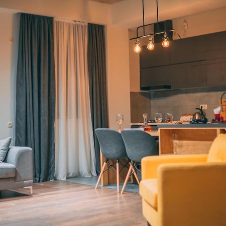 Apartment Sixteen Tbilisi Exteriör bild