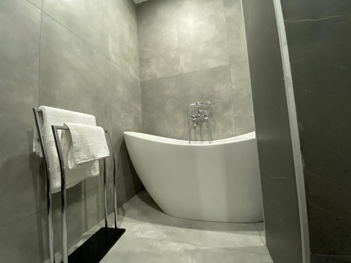 Apartment Sixteen Tbilisi Exteriör bild