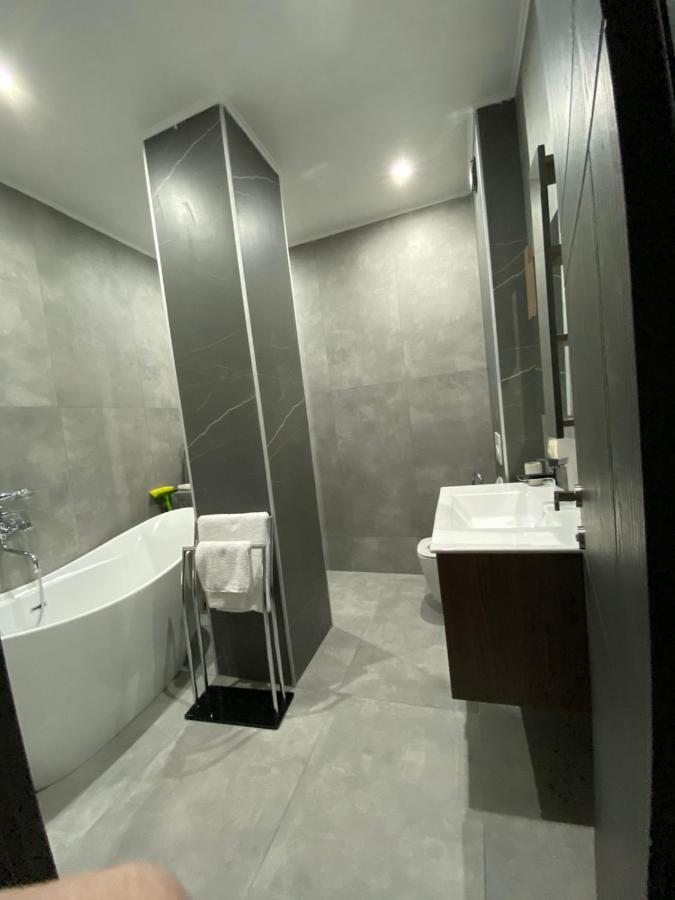 Apartment Sixteen Tbilisi Exteriör bild