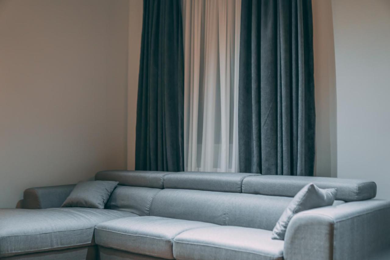 Apartment Sixteen Tbilisi Exteriör bild